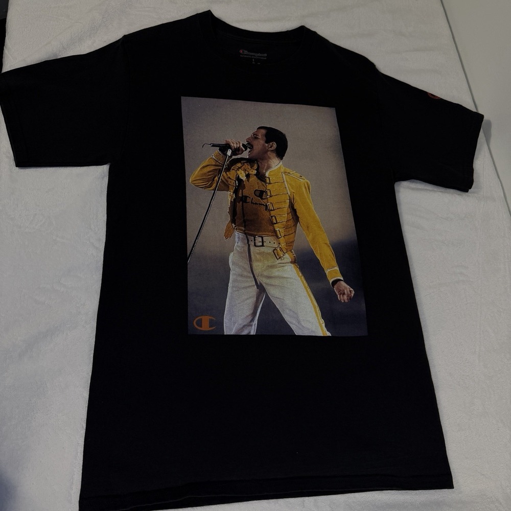 Queen Official Merch  T-Shirt Men's Size Small‎ Black Champions Brand